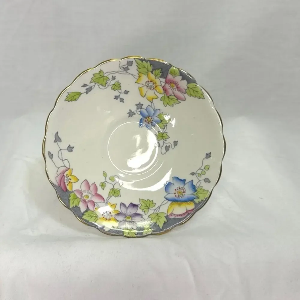 Vintage Rosina England Floral Bone China Tea Cup & Saucer‎